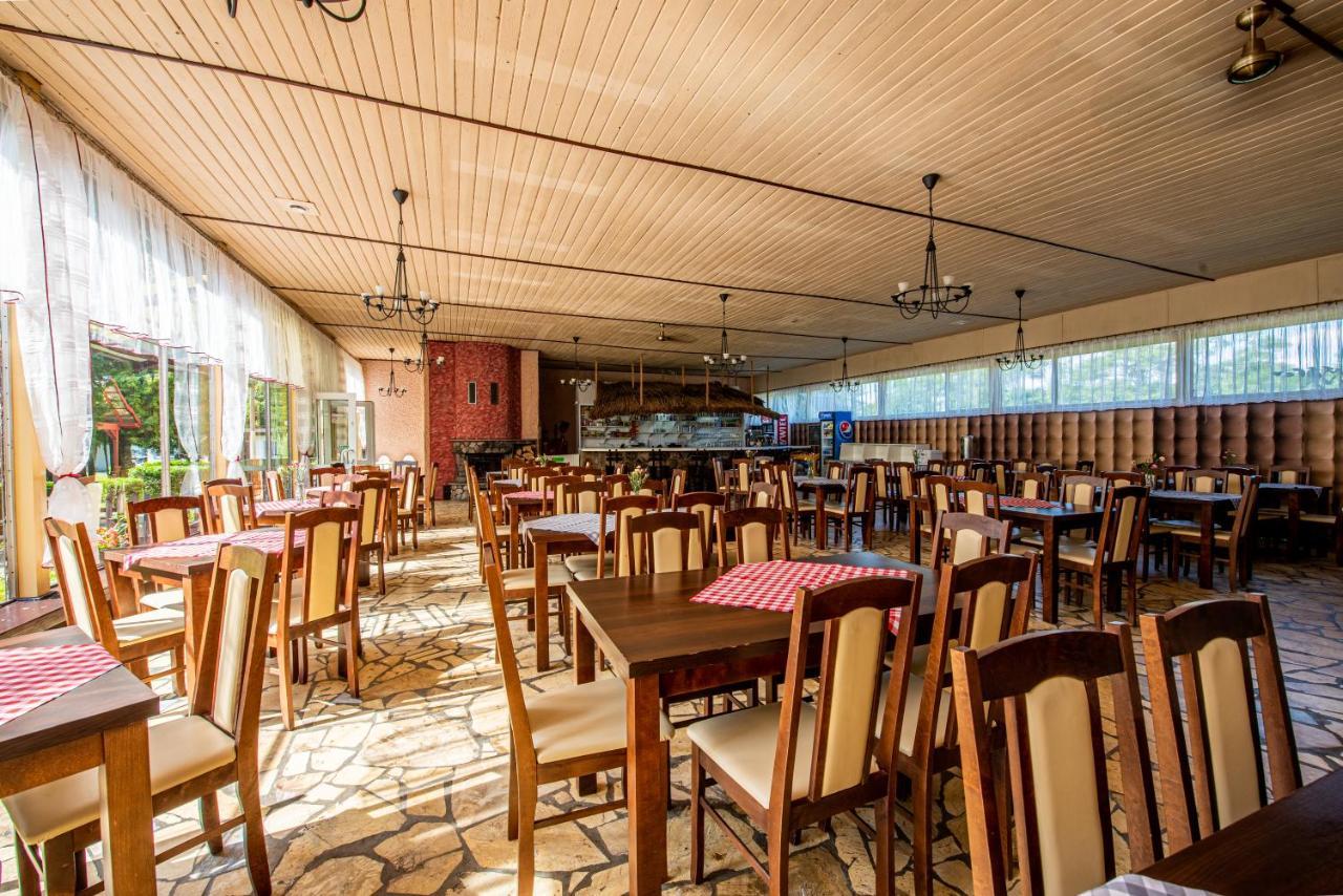 Osrodek Wypoczynkowy Dolomity Hotel Jedwabno Екстериор снимка